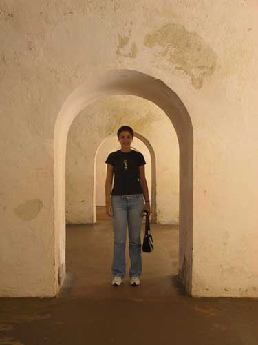 04_Amanda_at_Fort